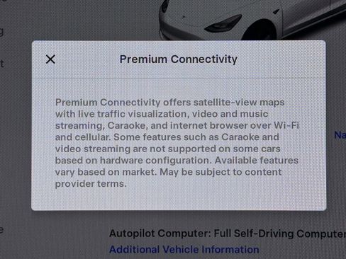 Used 2021 Tesla Model 3 Standard Range Plus image 42