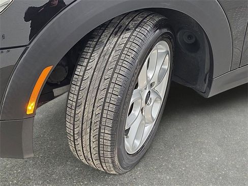 Used 2019 MINI Cooper S image 24