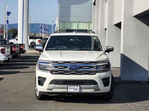 New 2024 Ford Expedition Max Platinum image 2