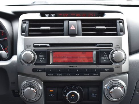 Used 2011 Toyota 4Runner SR5 AWD/4WD image 28