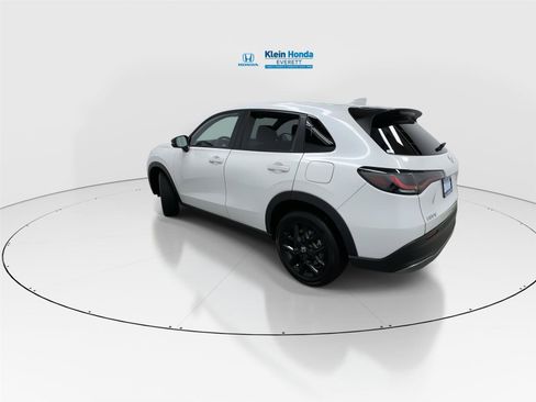 Certified 2023 Honda HR-V Sport image 8