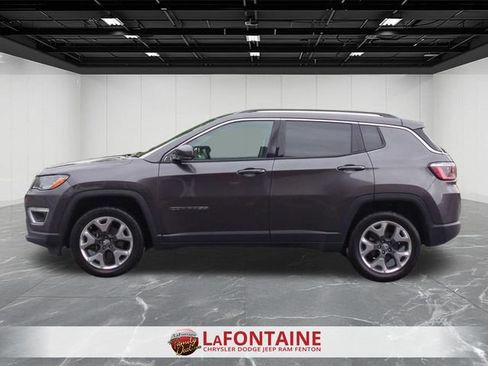 Used 2019 Jeep Compass Limited AWD/4WD image 2