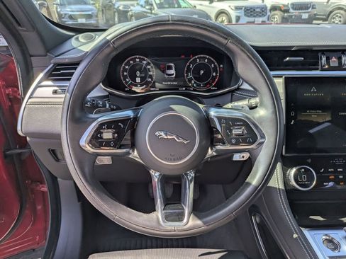Used 2024 Jaguar F-PACE R-Dynamic S image 19