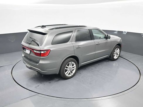 Used 2023 Dodge Durango GT image 41
