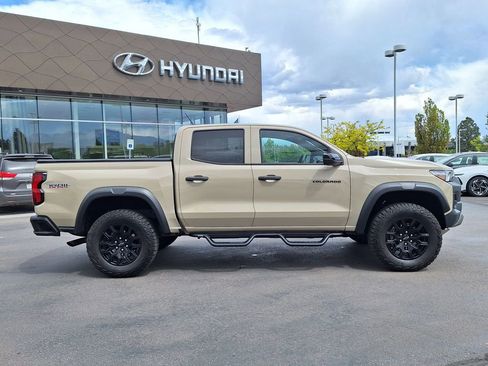 Used 2023 Chevrolet Colorado Trail Boss w/ LPO, Skid Plate Package AWD/4WD image 2