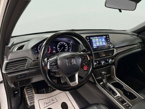 Used 2022 Honda Accord Sport image 11