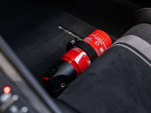 Certified 2018 Porsche 911 GT3 RWD image 41