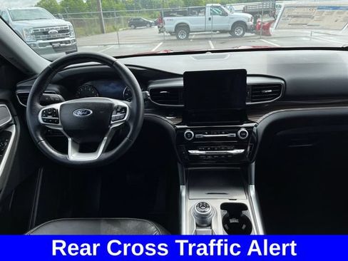 Used 2023 Ford Explorer Limited w/ Equipment Group 301A AWD/4WD image 12