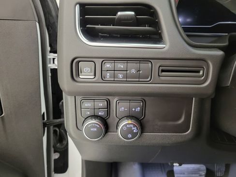 Used 2024 Chevrolet Tahoe RST w/ Luxury Package image 9