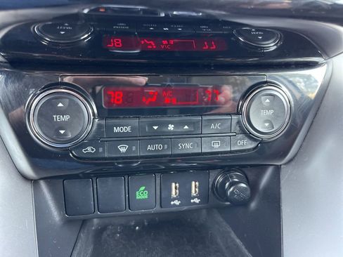 Used 2024 Mitsubishi Eclipse Cross SE image 12