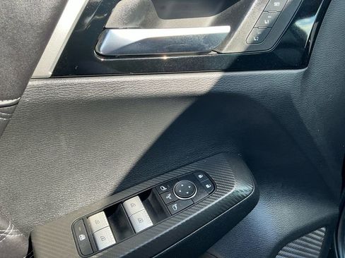 Used 2022 Mitsubishi Outlander SEL image 16