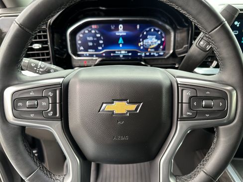 Used 2024 Chevrolet Silverado 2500 LTZ w/ LTZ Convenience Package image 23