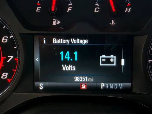 Used 2017 Chevrolet Camaro LT RWD image 23