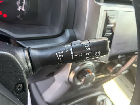 Used 2024 Toyota 4Runner SR5 image 23