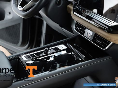 Used 2025 Volkswagen Atlas Cross Sport SE w/ Panoramic Sunroof Package image 73