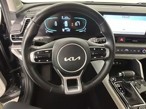 Used 2023 Kia Sportage EX FWD image 15
