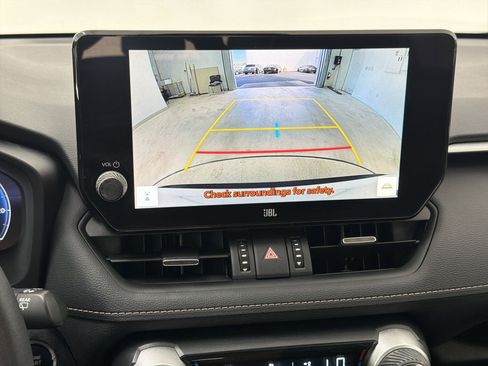 Used 2023 Toyota RAV4 Limited image 24