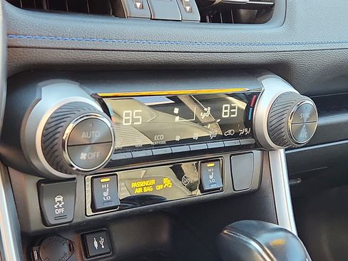 Used 2019 Toyota RAV4 XSE image 17