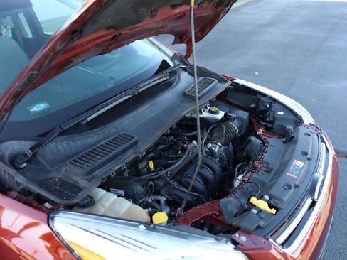 Used 2016 Ford Escape SE image 43