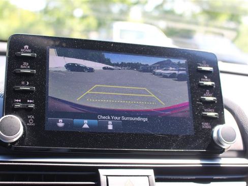Used 2021 Honda Accord Sport image 16