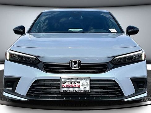 Used 2024 Honda Civic Sport image 2