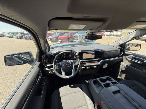 New 2026 GMC Sierra 1500 SLE image 20