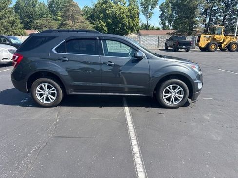Used 2017 Chevrolet Equinox LT w/ Convenience Package FWD image 5