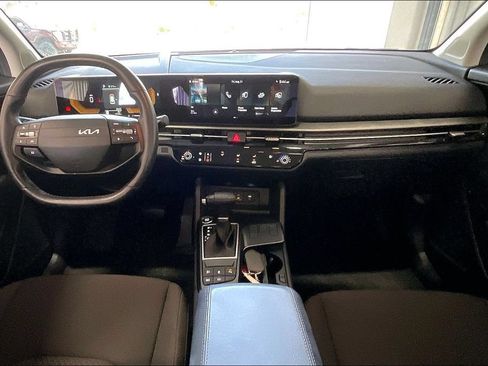 Used 2026 Kia Sportage LX FWD image 6