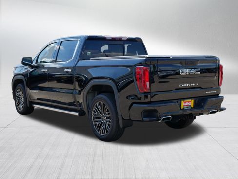 Used 2022 GMC Sierra 1500 Denali Ultimate AWD/4WD image 5