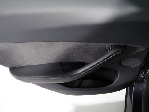 Used 2024 Tesla Model Y Long Range image 54