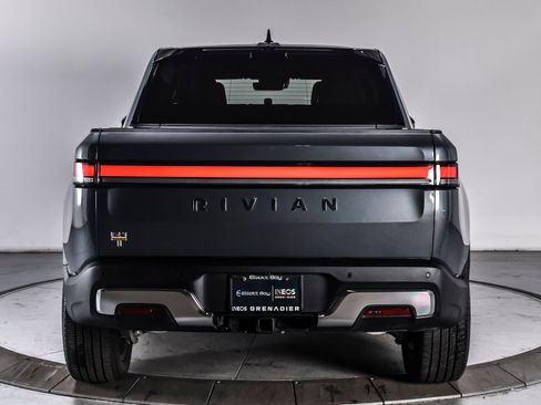 Used 2024 Rivian R1T Adventure AWD/4WD image 6