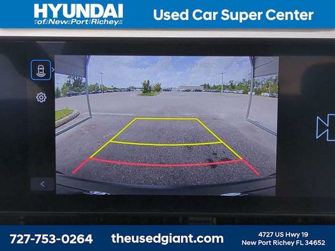 Used 2025 Hyundai Kona SEL FWD image 22