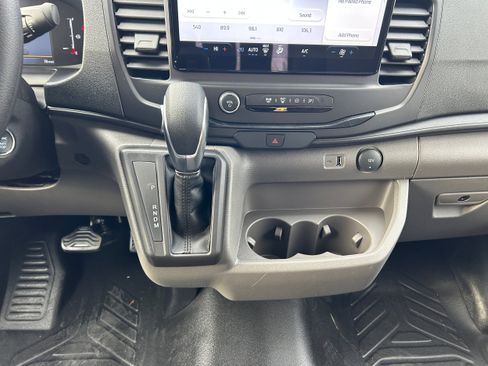 New 2026 Ford Transit 250 250 Medium Roof image 22