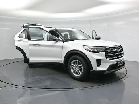 New 2026 Ford Explorer Active AWD/4WD image 30
