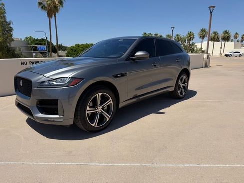 Used 2017 Jaguar F-PACE R-Sport AWD/4WD image 4