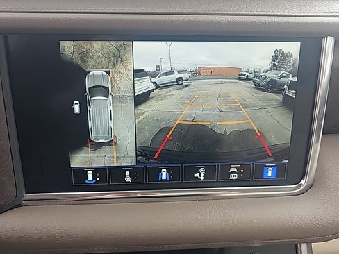 Used 2022 GMC Yukon XL Denali w/ Denali Ultimate Package image 26