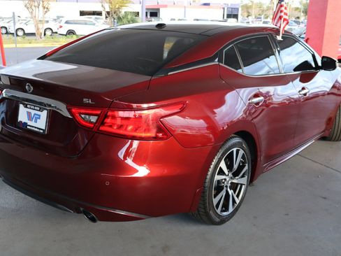 Used 2017 Nissan Maxima 3.5 SL image 5