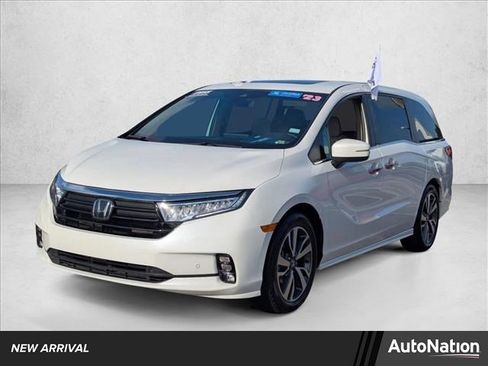 Used 2023 Honda Odyssey Touring image 1