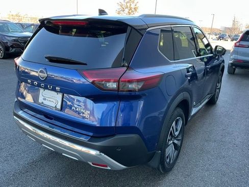 Used 2023 Nissan Rogue Platinum image 6