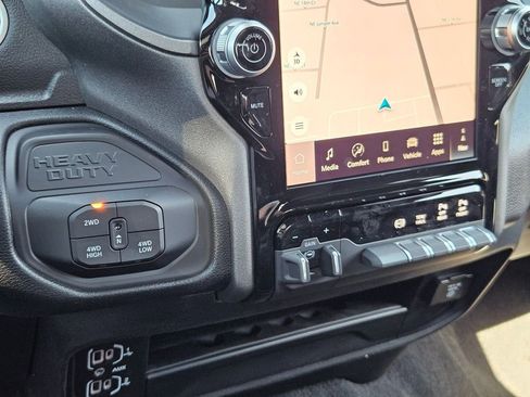 New 2026 RAM 3500 Tradesman AWD/4WD image 32