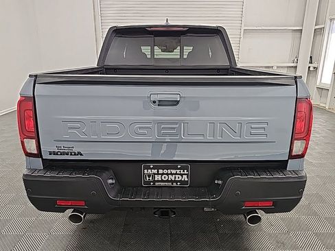 New 2026 Honda Ridgeline Black Edition image 7