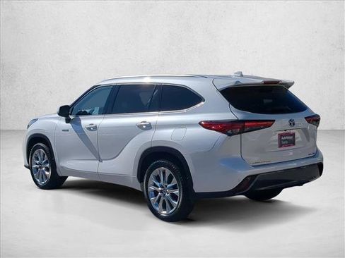 Certified 2020 Toyota Highlander Limited image 8