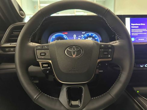 New 2026 Toyota Crown Signia image 11