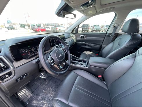 Used 2023 Kia Sorento X-Line EX image 7