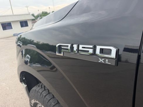 Used 2017 Ford F150 XL w/ Equipment Group 101A Mid AWD/4WD image 10