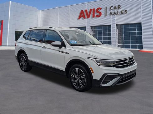 Used 2024 Volkswagen Tiguan Wolfsburg Edition image 3
