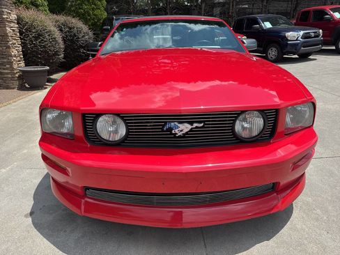 Used 2006 Ford Mustang GT image 9