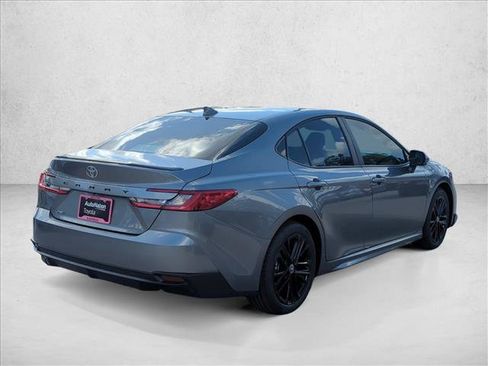 New 2026 Toyota Camry SE FWD image 5