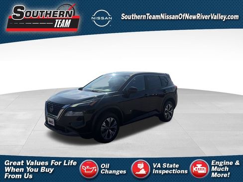 Used 2023 Nissan Rogue SV FWD image 1