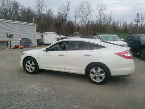 Used 2010 Honda Crosstour EX-L image 6